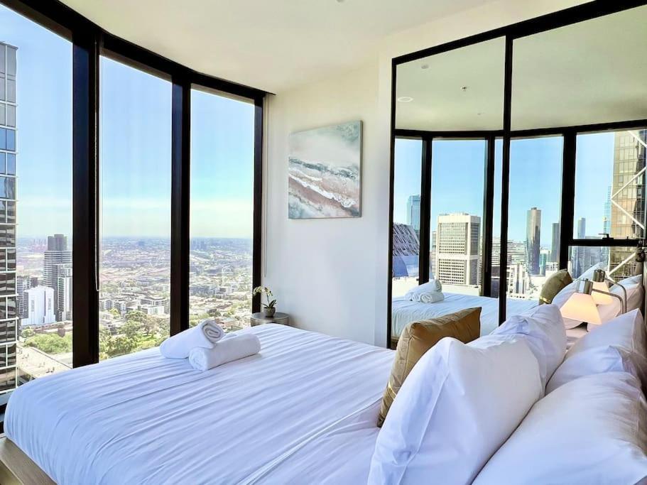 Highrise Best Location 2Baths Мелбърн Екстериор снимка