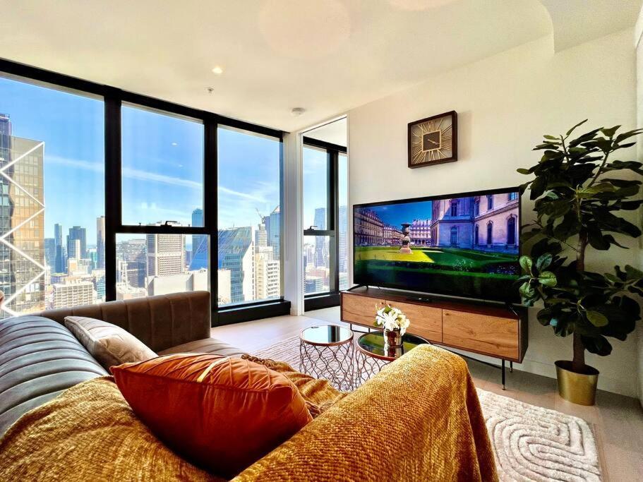 Highrise Best Location 2Baths Мелбърн Екстериор снимка