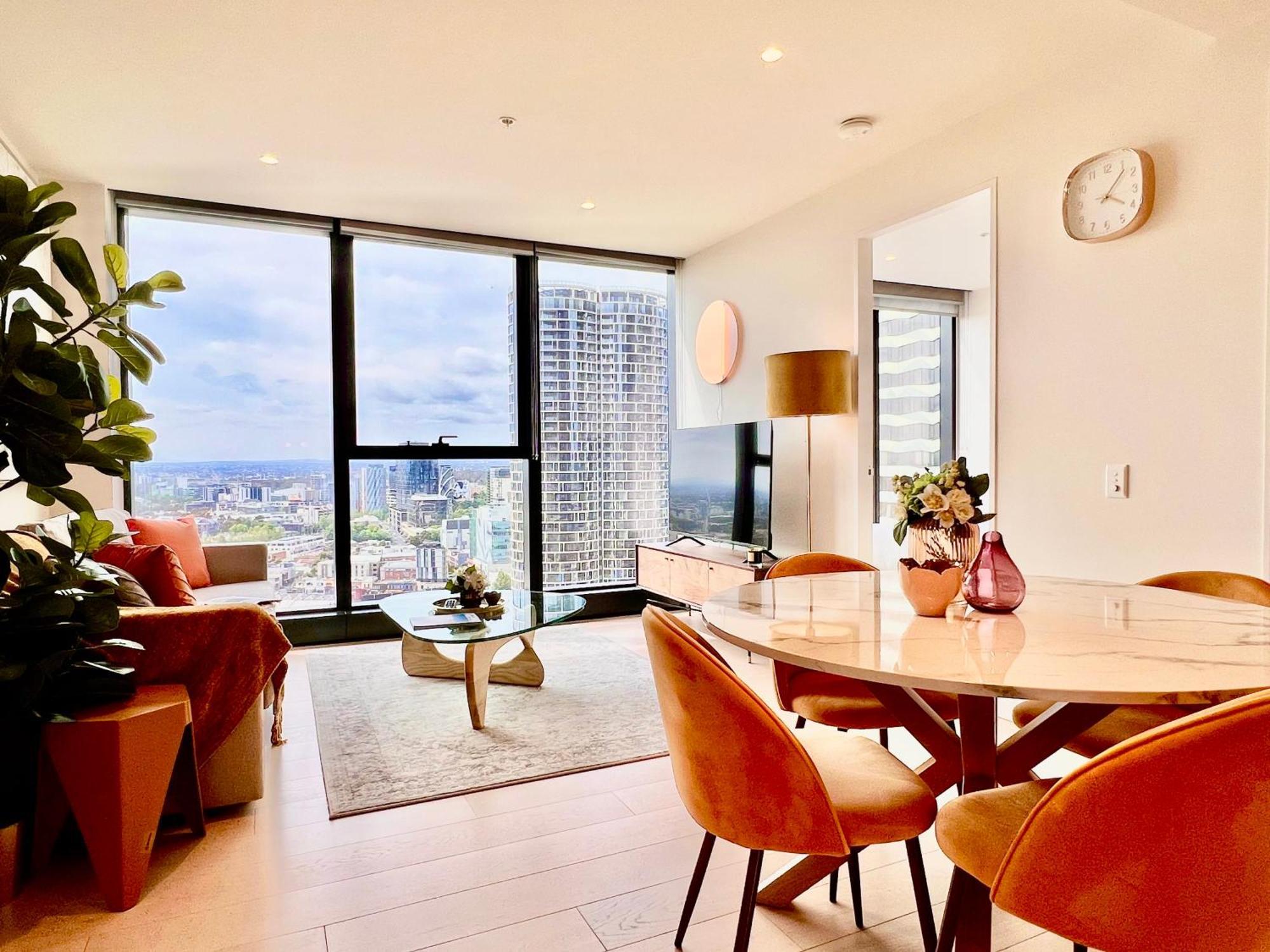 Highrise Best Location 2Baths Мелбърн Екстериор снимка
