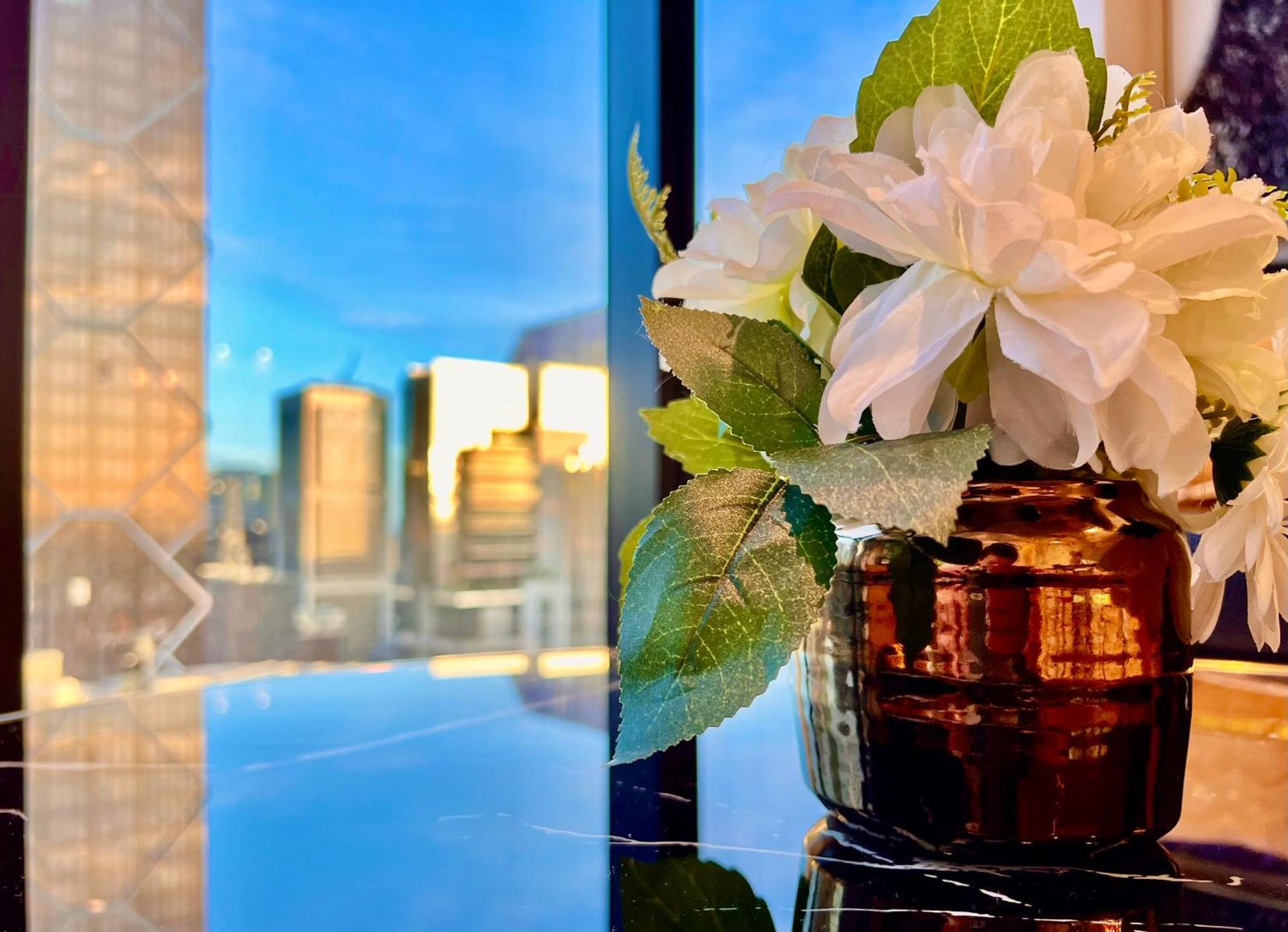 Highrise Best Location 2Baths Мелбърн Екстериор снимка