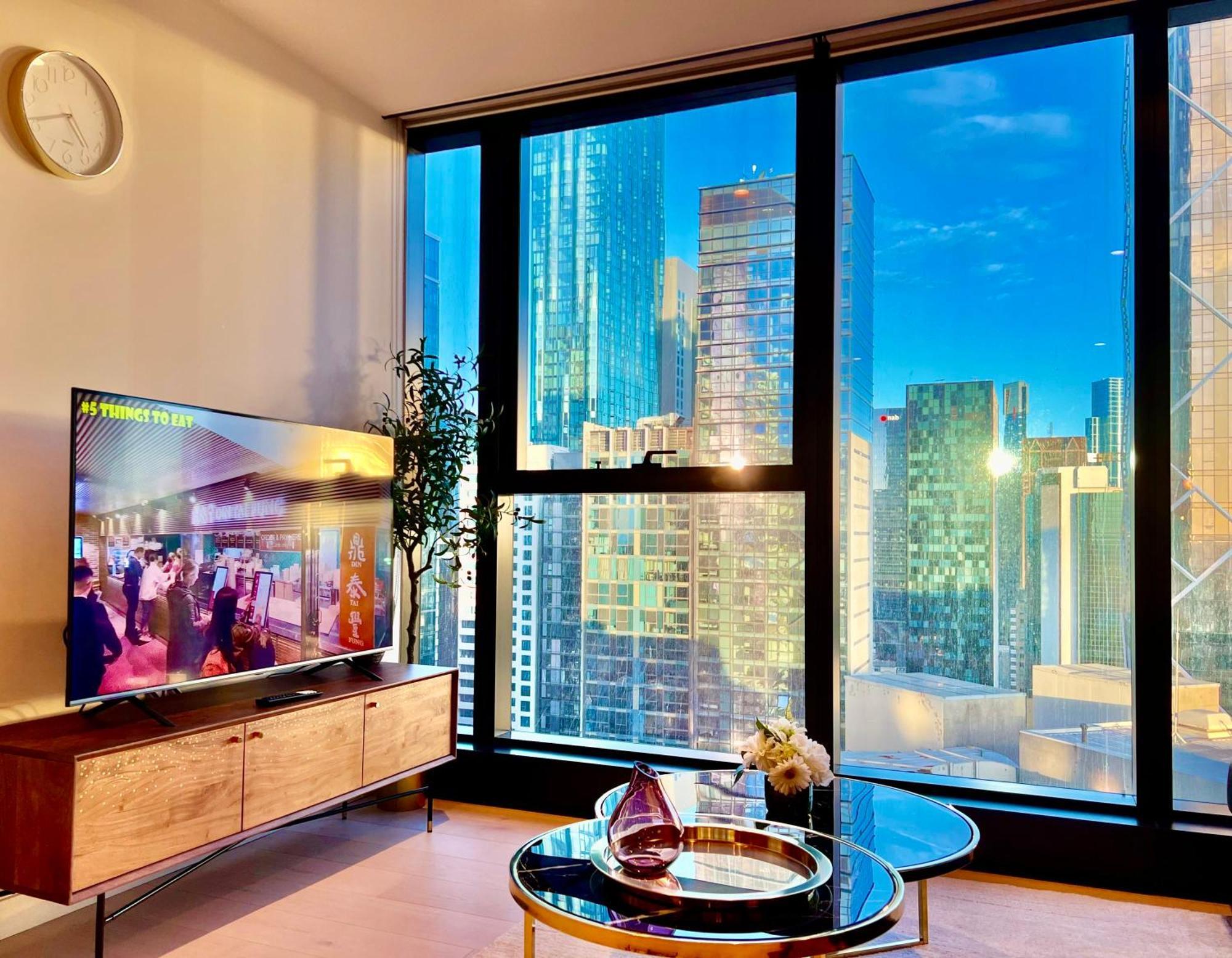 Highrise Best Location 2Baths Мелбърн Екстериор снимка