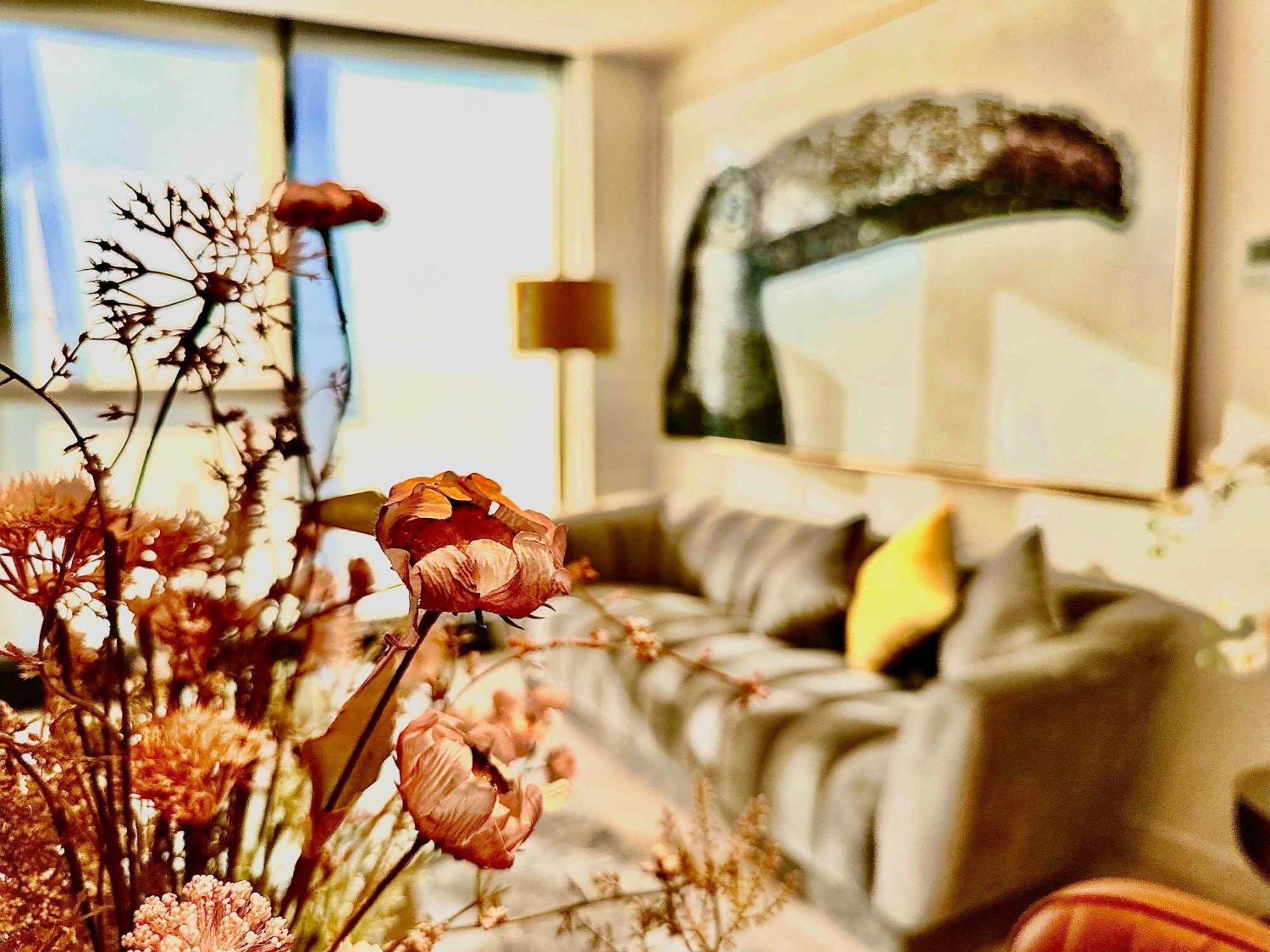 Highrise Best Location 2Baths Мелбърн Екстериор снимка